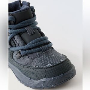 NWT Zara Size 9 toddler water repellant trekking boots blue